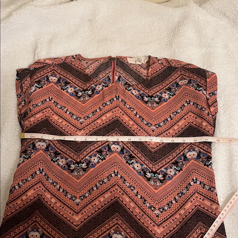 Pink Republic Multicolor Chevron Blouse - Picture 8 of 9